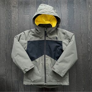 The North Face Boy’s Freedom Triclimate 3-in-1 Jacket Size XS Size 6
